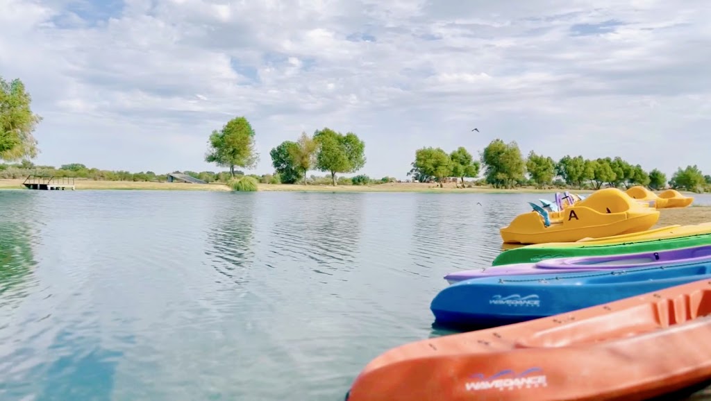 Lake Front Resort | restaurant | 12 W Lorenzen Rd, Tracy, CA 95304, USA | 2096404252 OR +1 209-640-4252