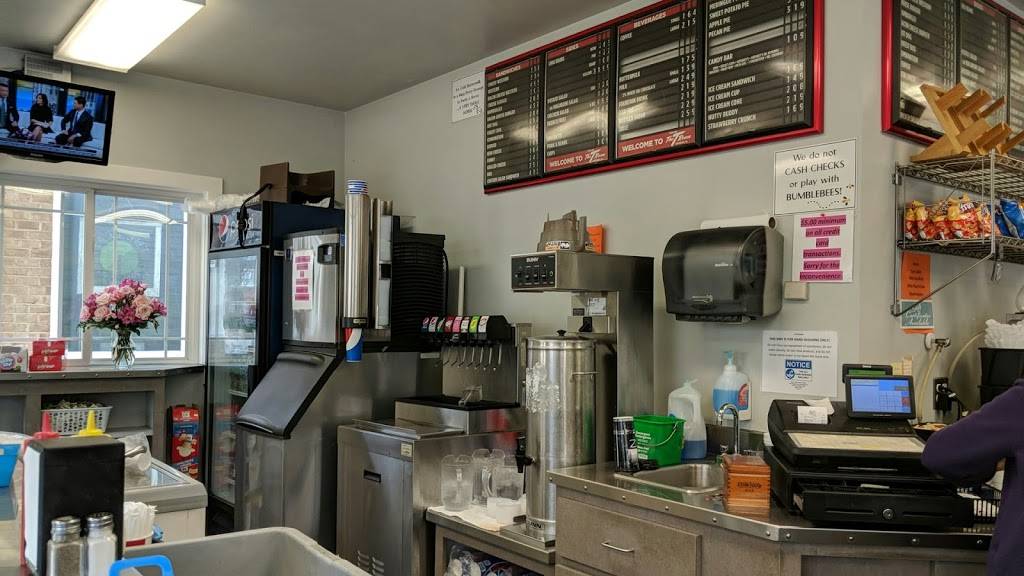 Texas Inn Cornerstone | meal takeaway | 110 Cornerstone St, Lynchburg, VA 24502, USA | 4345343144 OR +1 434-534-3144