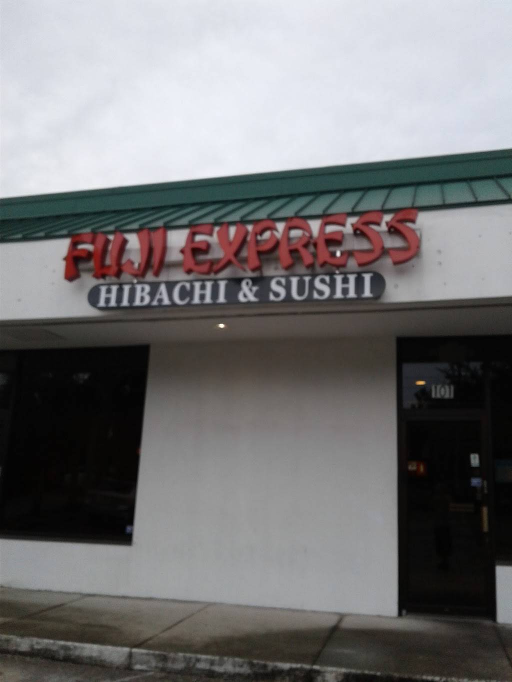 Fuji Express | restaurant | 101 E Plymouth Ave, DeLand, FL 32724, USA | 3868225511 OR +1 386-822-5511