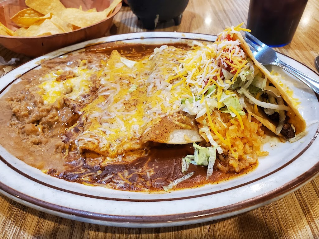 La Fiesta | restaurant | 110 E Main St, Fernley, NV 89408, USA | 7755751800 OR +1 775-575-1800