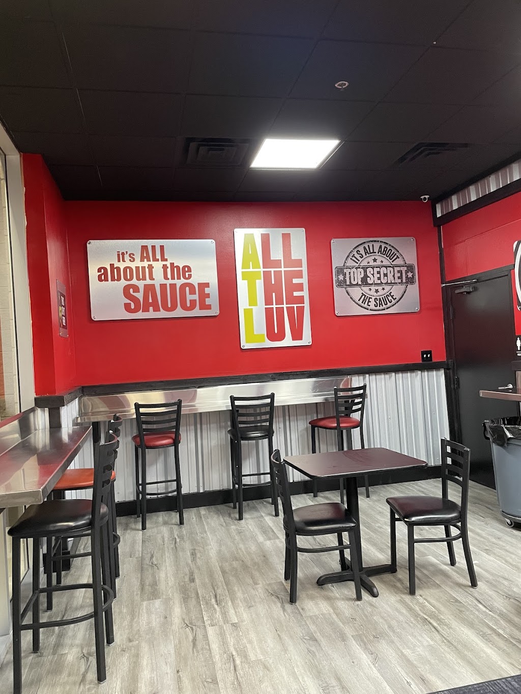 ATL Wings | restaurant | 4550 E Bell Rd Suite 192, Phoenix, AZ 85032, USA | 6028994598 OR +1 602-899-4598