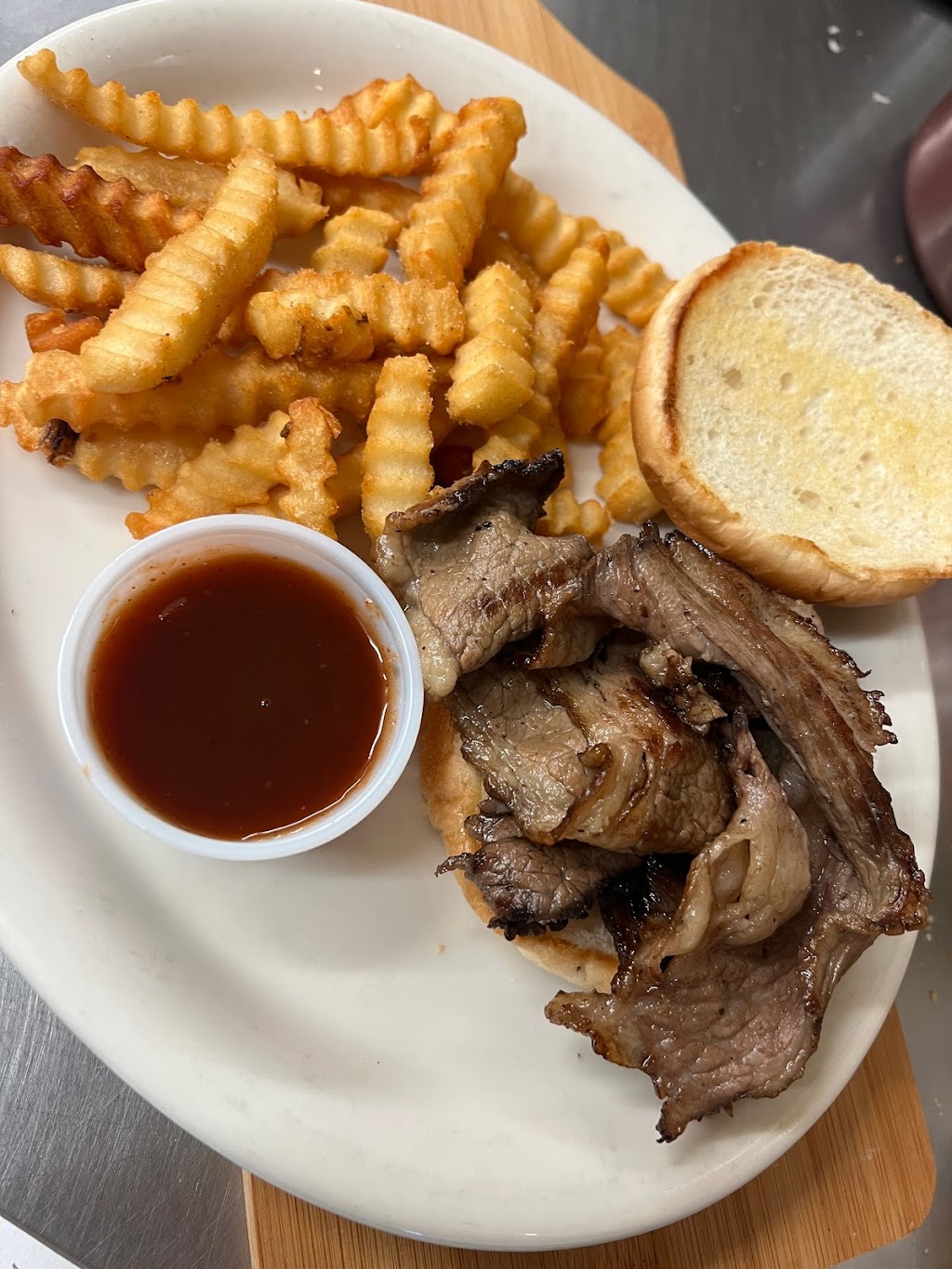 Papa Rays pizza & wings | restaurant | 212 W 2nd St, Hastings, NE 68901, USA | 4024631626 OR +1 402-463-1626