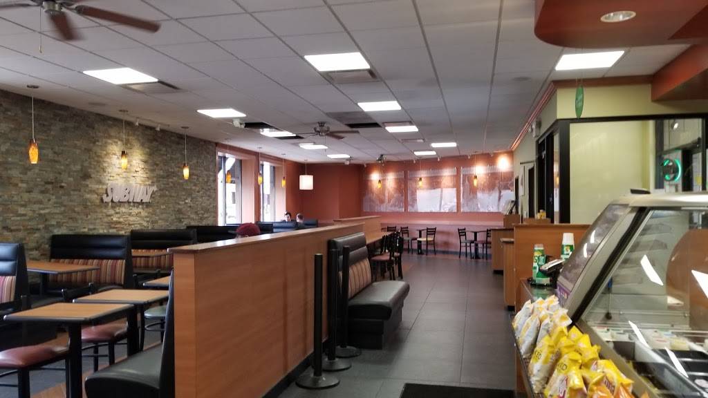 Subway Restaurants | restaurant | 32755 Woodward Ave South of 14 Mile on the westside of, Woodward Ave, Royal Oak, MI 48073, USA | 2482682584 OR +1 248-268-2584