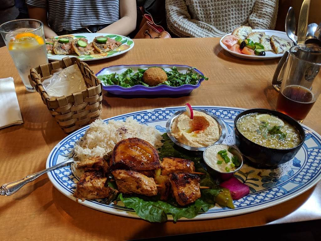 Les Amis Restaurant & Lounge | restaurant | 128 W Wilshire Ave, Fullerton, CA 92832, USA | 7145262100 OR +1 714-526-2100