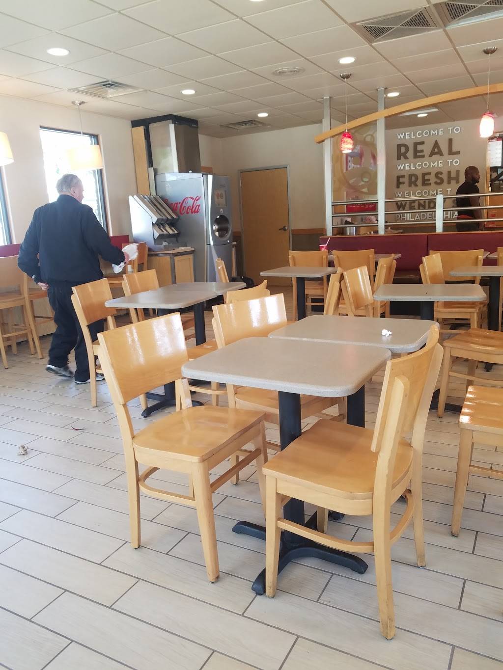 Wendys | restaurant | 7700 City Line Ave, Philadelphia, PA 19151, USA | 2154736040 OR +1 215-473-6040