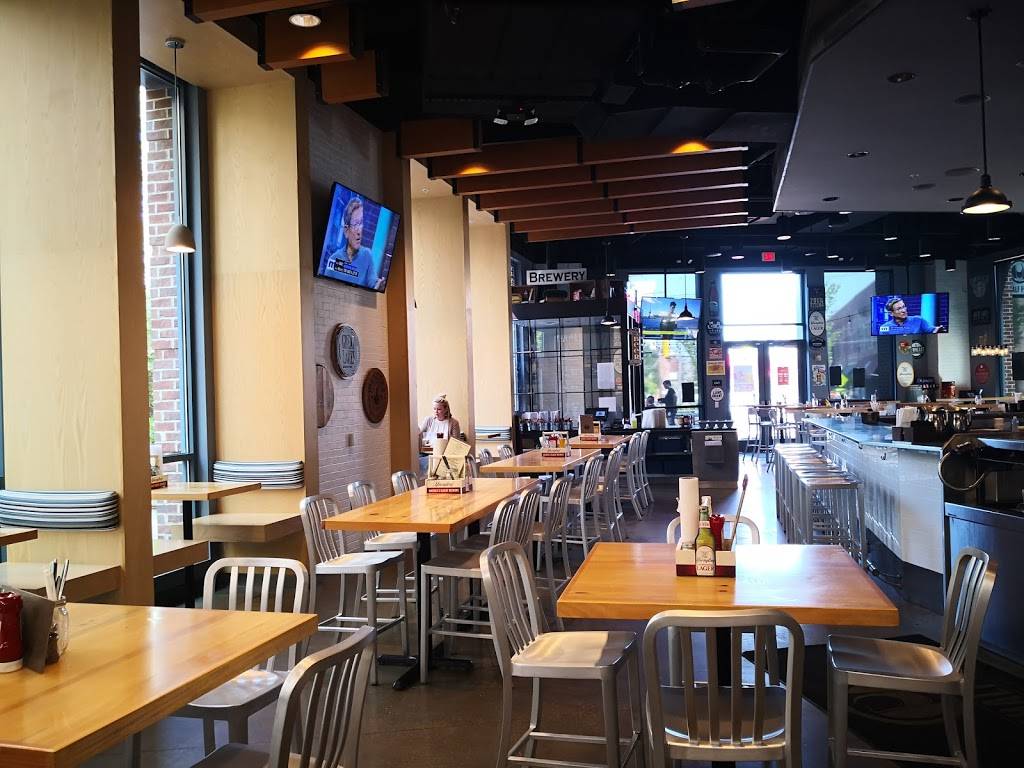 The Half Pint | restaurant | 415 N Front St #199, Columbus, OH 43215, USA | 6147451165 OR +1 614-745-1165