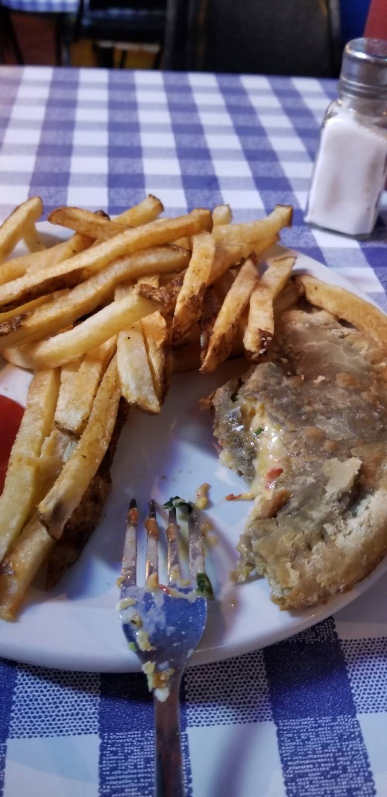 Dudleys Cafe | restaurant | 1601 E Marshall Ave, Longview, TX 75601, USA | 9037579466 OR +1 903-757-9466