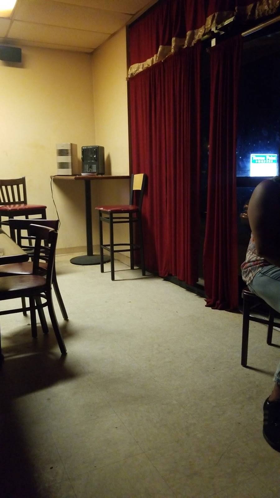 Towne Point Pub & Restaurant | restaurant | 3558 Towne Point Rd, Portsmouth, VA 23703, USA | 7576730195 OR +1 757-673-0195