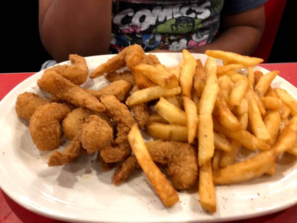 Friendlys | restaurant | 2369 Street Rd, Bensalem, PA 19020, USA | 2152441080 OR +1 215-244-1080