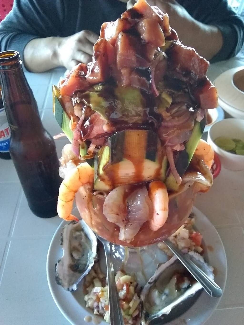 Mariscos La Palapa De Los Plebes | restaurant | Calle 11 20, Pob Delejido Francisco Villa, Tijuana, B.C., Mexico | 016643981704 OR +52 664 398 1704