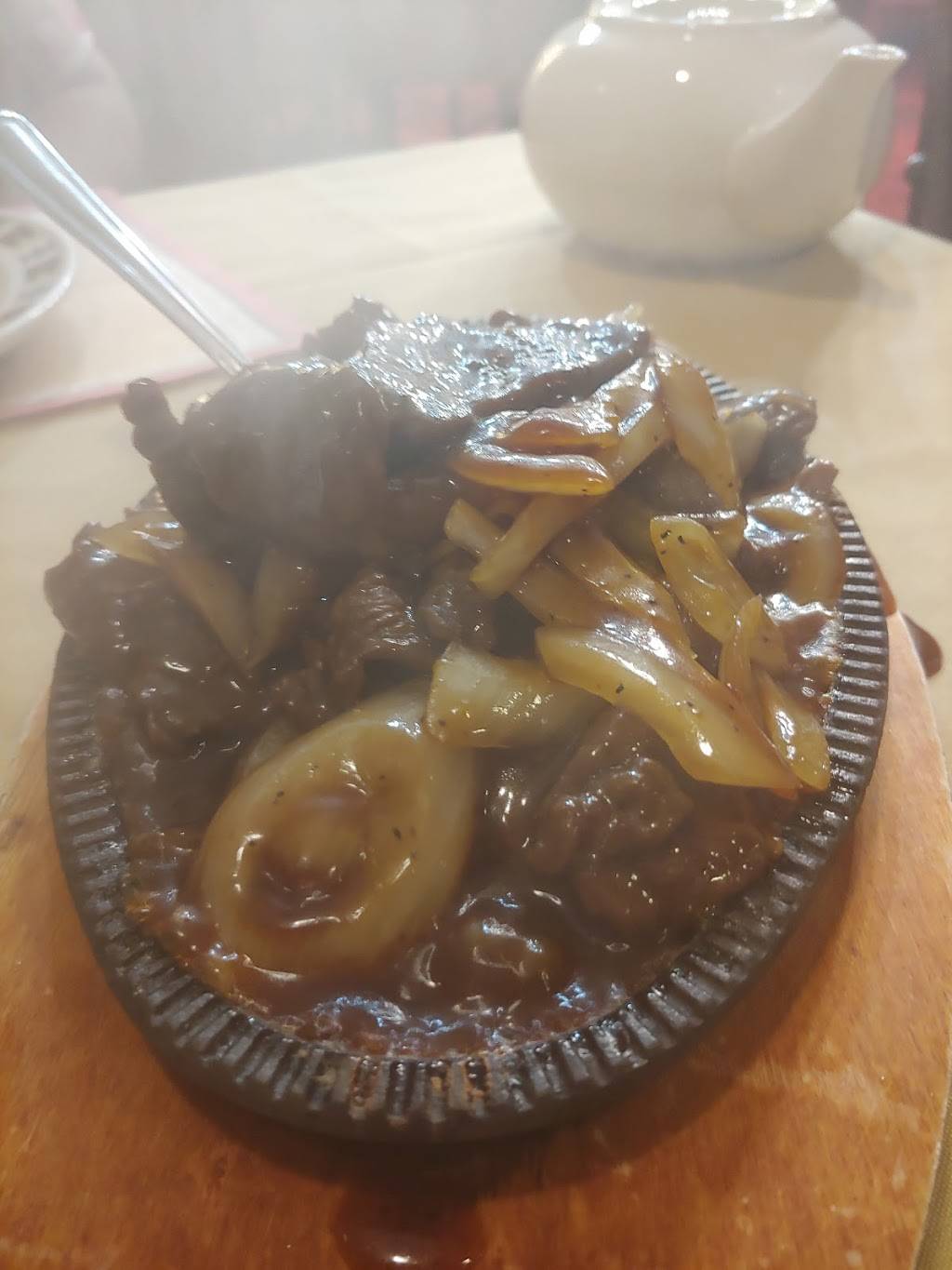 East Place Chinese Restaurant | restaurant | 48 Centennial Pkwy N, Hamilton, ON L8E 1H6, Canada | 9055602127 OR +1 905-560-2127