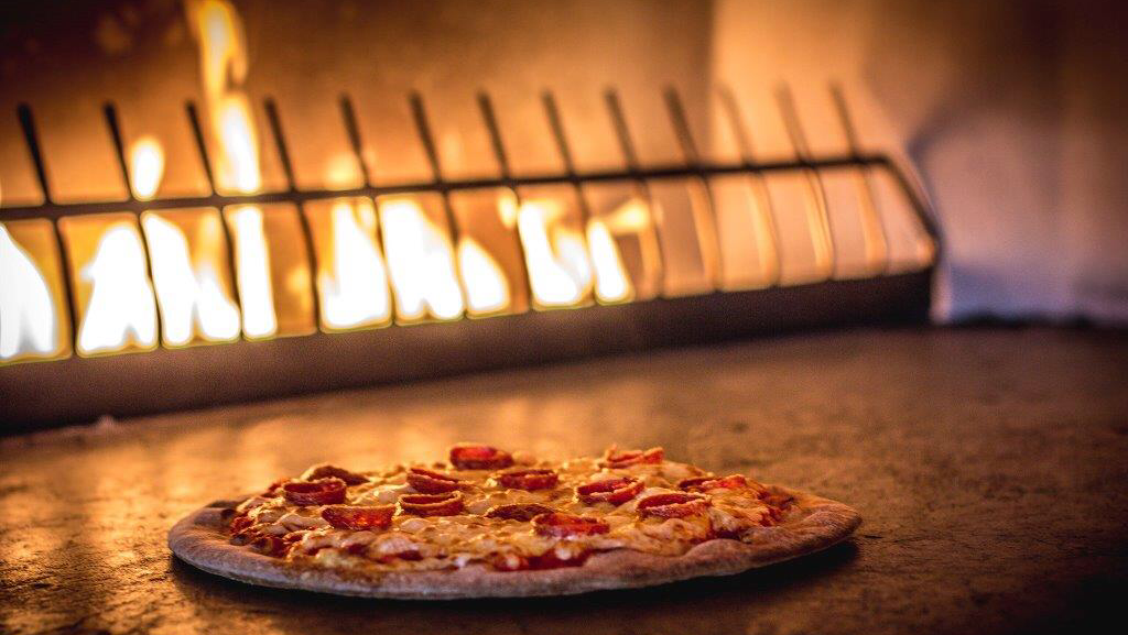 Rise Pies | restaurant | 1455 NW 107th Ave, Miami, FL 33172, USA | 7867731203 OR +1 786-773-1203