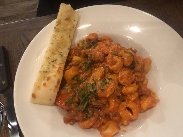 Red Plum Pizza & Pasta | restaurant | 8212 E Market St, Warren, OH 44484, USA | 2342232880 OR +1 234-223-2880