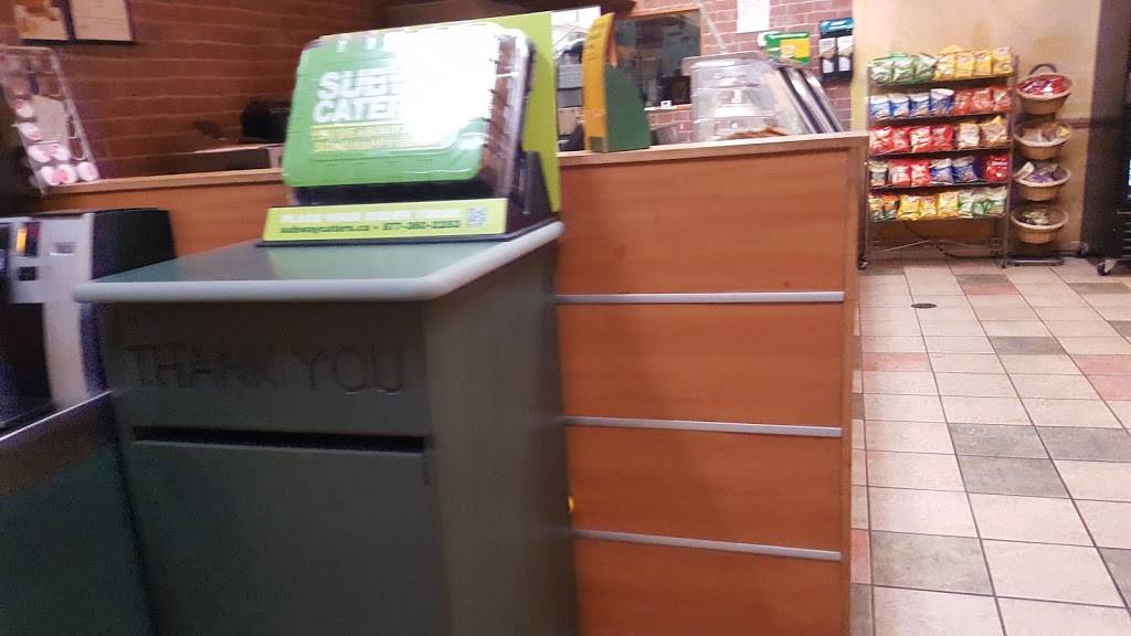Subway | restaurant | 5631 Steeles Ave. E NW Milliken Crossing Building A, Unit 4, Scarborough, ON M1V 5P6, Canada | 4169133193 OR +1 416-913-3193