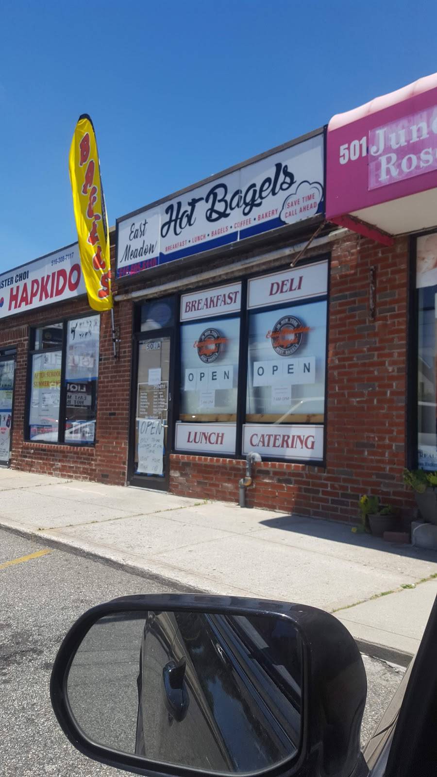 Bagels | restaurant | 501 Newbridge Rd, East Meadow, NY 11554, USA | 5164090444 OR +1 516-409-0444