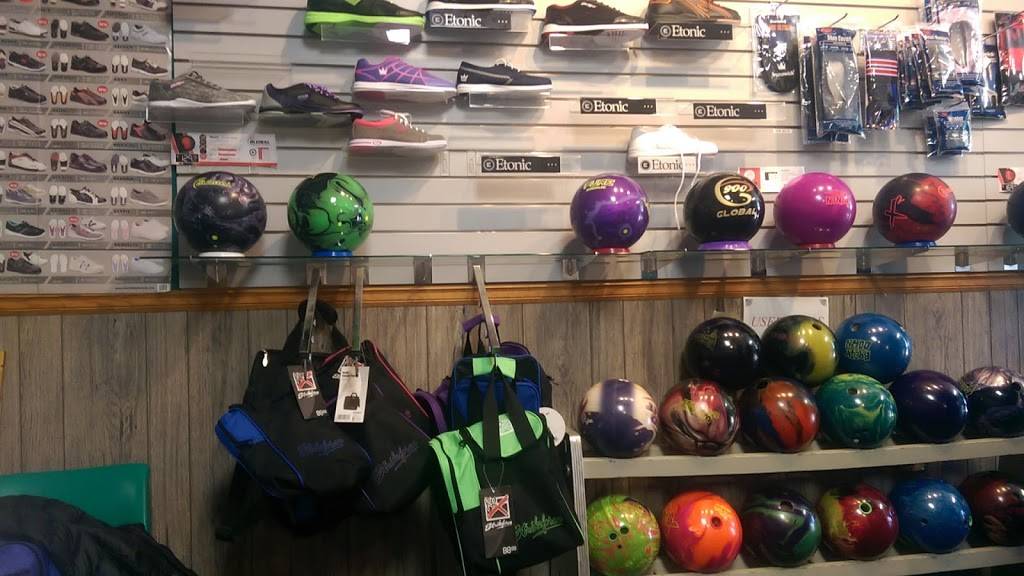 Forest Hill Lanes | restaurant | 1 Maurice Dr, Forest Hill, MD 21050, USA | 4108384477 OR +1 410-838-4477