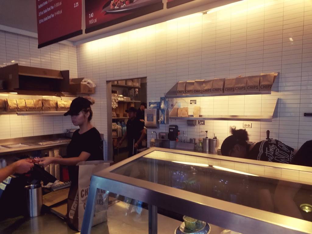 Chipotle Mexican Grill | restaurant | 1132 S Clinton St Clinton &, W Grenshaw St, Chicago, IL 60607, USA | 7734533021 OR +1 773-453-3021