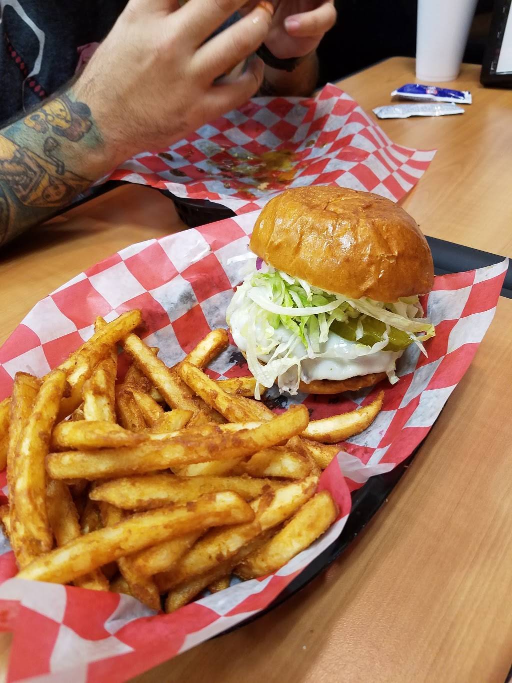 Zorbas | restaurant | 1812 W Pinhook Rd, Lafayette, LA 70508, USA | 3375344545 OR +1 337-534-4545