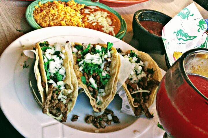 Cozumel | restaurant | 16512 Detroit Ave, Lakewood, OH 44107, USA | 2162281415 OR +1 216-228-1415