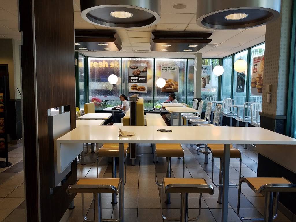 McDonalds | cafe | 326 Indian Trace, Weston, FL 33326, USA | 9543844450 OR +1 954-384-4450