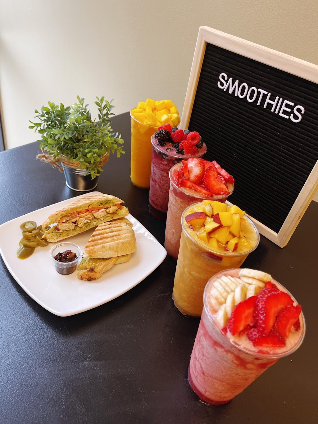 Lael Crepes & Coffee | cafe | 6744 W Glendale Ave Suite 170, Glendale, AZ 85303, USA | 6239379335 OR +1 623-937-9335