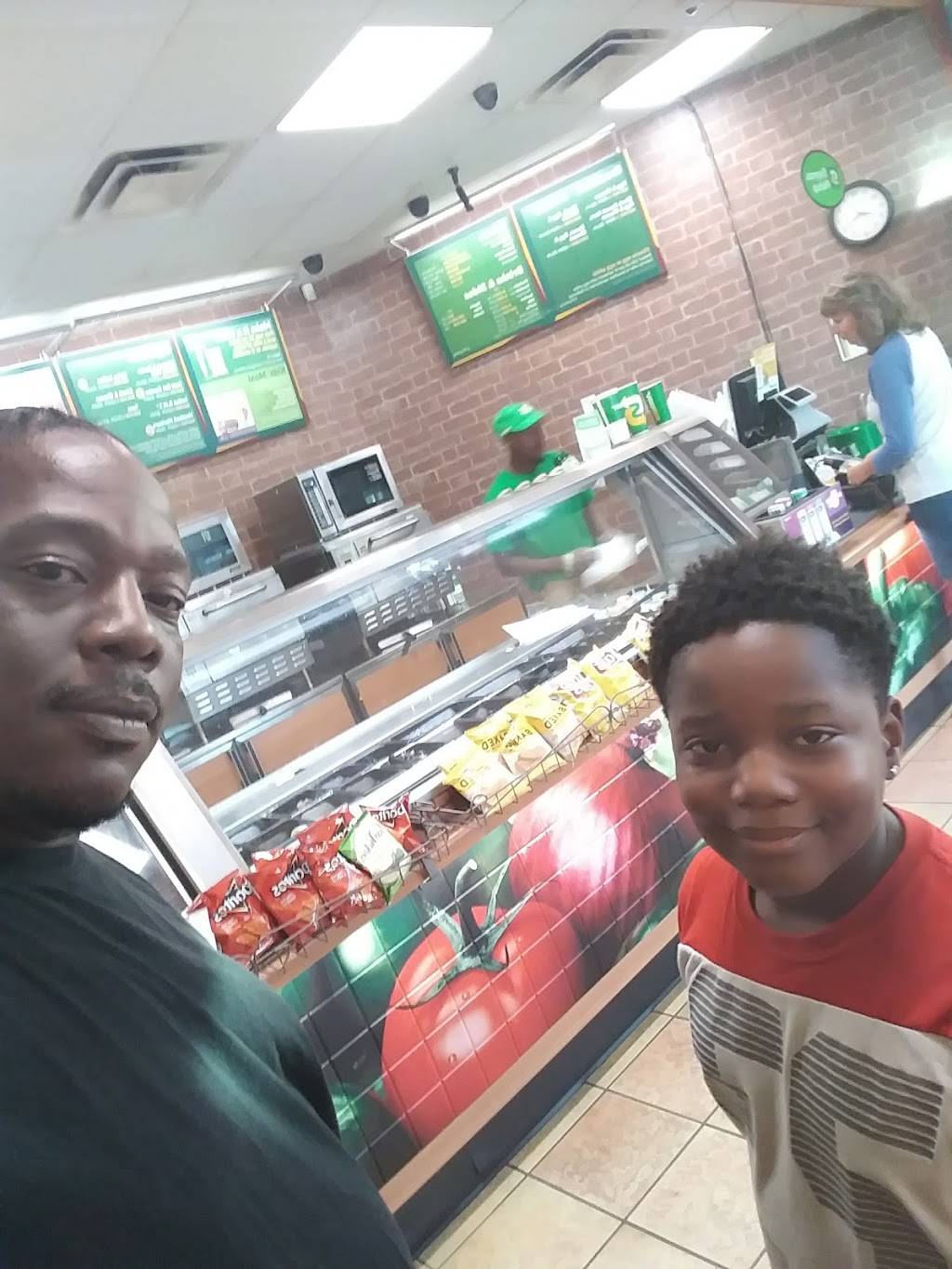 Subway | meal takeaway | 3301 E Harry St, Wichita, KS 67218, USA | 3166861769 OR +1 316-686-1769