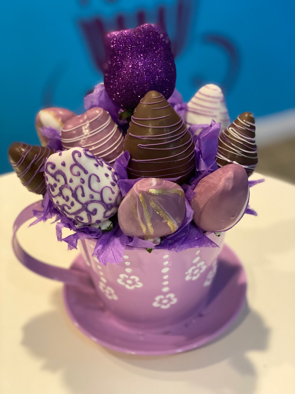 We Cupcake | bakery | 10807 Crenshaw Blvd, Inglewood, CA 90303, USA | 4242613080 OR +1 424-261-3080