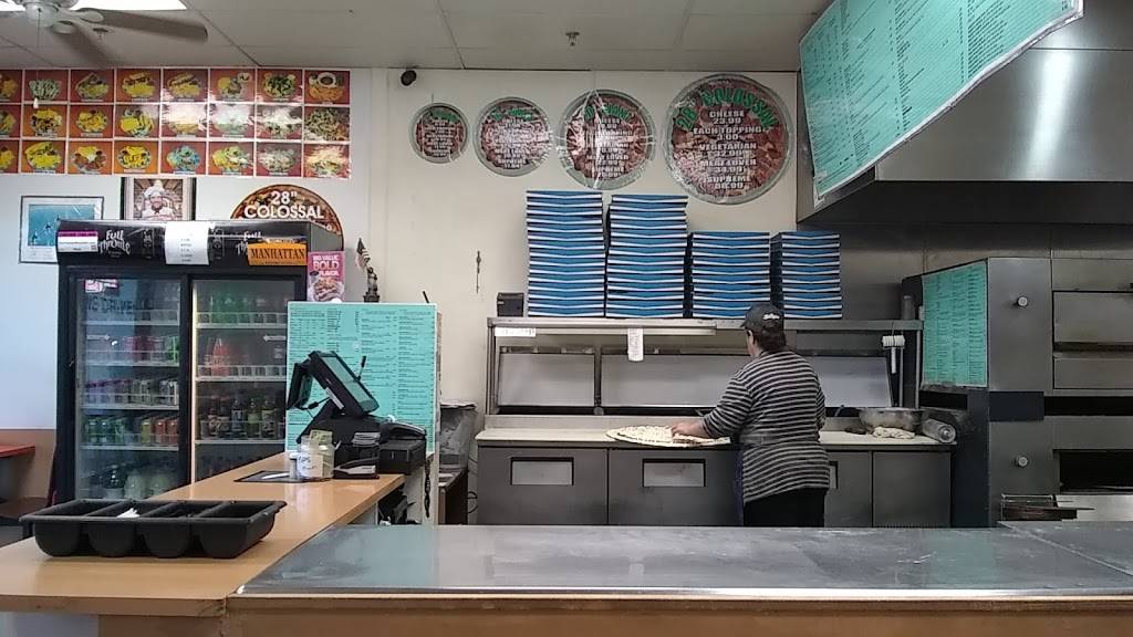 Manhattan pizza | restaurant | 8550 W Charleston Blvd #105, Las Vegas, NV 89117, USA | 7022330490 OR +1 702-233-0490