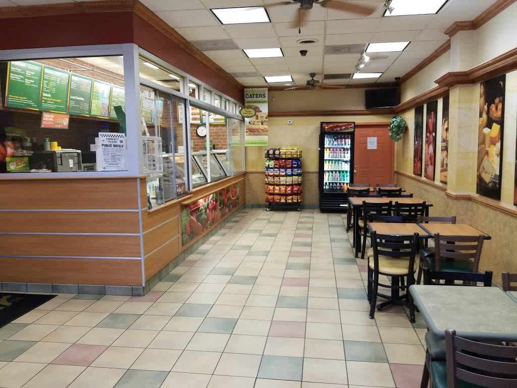 Subway Restaurants | restaurant | 726 E 87th St, Chicago, IL 60619, USA | 7739948338 OR +1 773-994-8338