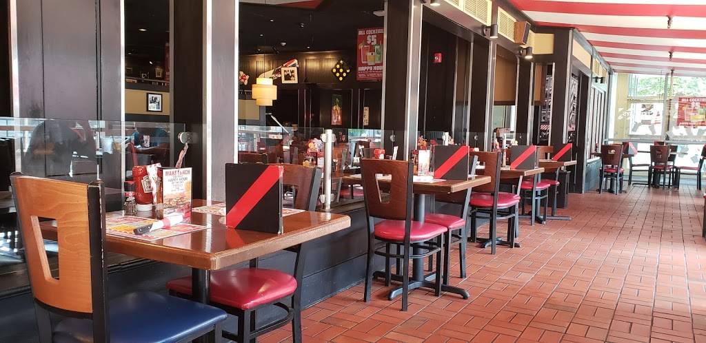 TGI Fridays | restaurant | 601 Main St, Buffalo, NY 14203, USA | 7168546000 OR +1 716-854-6000