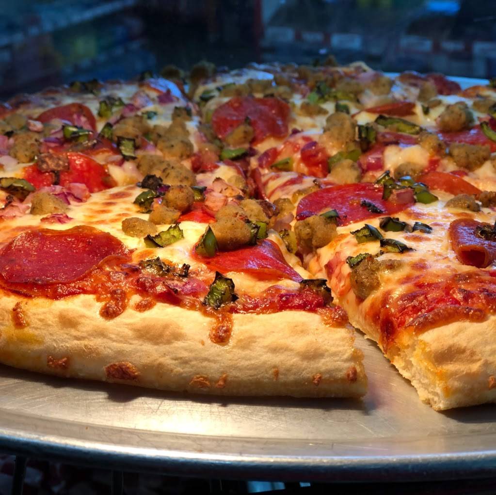 Mini Mart & Pizza Shop | meal takeaway | 1112 N Cumberland St, Lebanon, TN 37087, USA | 6154448078 OR +1 615-444-8078