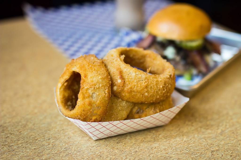 Blue Moon Burgers | restaurant | 523 Broadway E, Seattle, WA 98102, USA | 2063252000 OR +1 206-325-2000