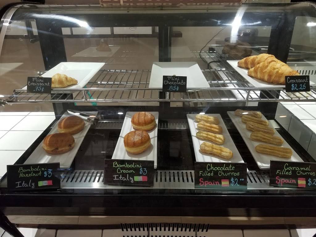 La Petite | cafe | 78010 Main St, La Quinta, CA 92253, USA | 7607710700 OR +1 760-771-0700