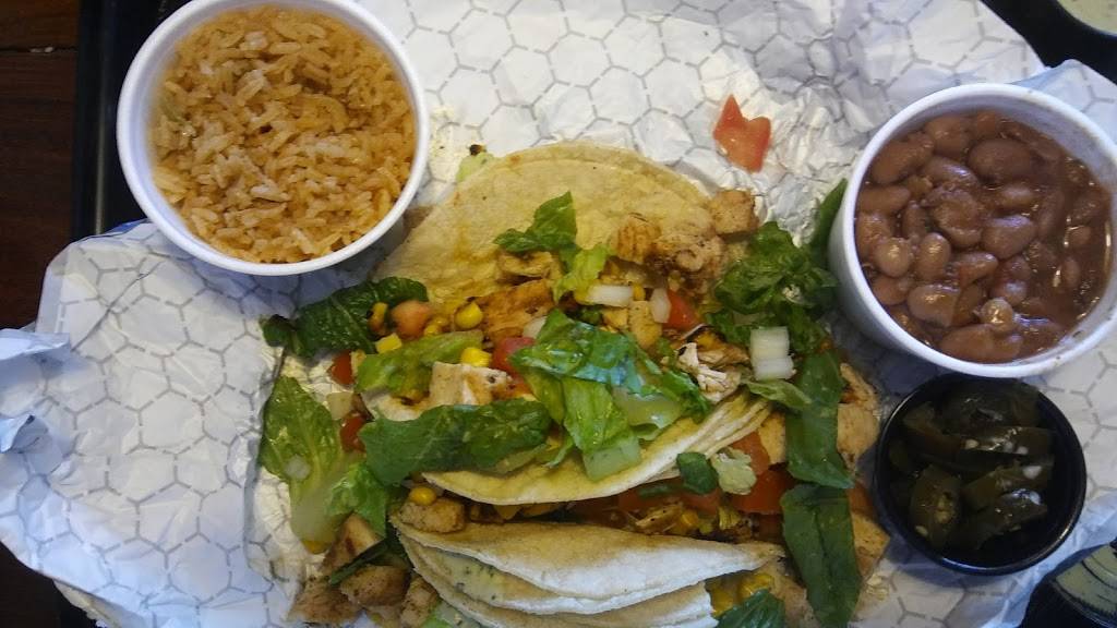 Bullritos- Spring | restaurant | 20053 I-45, Spring, TX 77388, USA | 2819070006 OR +1 281-907-0006