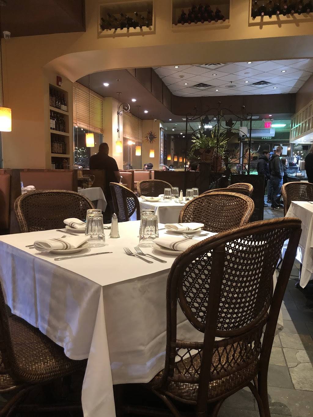 O Sole Mio | restaurant | 2194 Nesconset Hwy, Stony Brook, NY 11790, USA | 6317511600 OR +1 631-751-1600