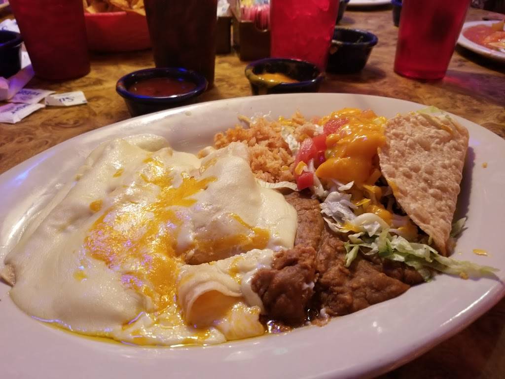 Campo Verde | restaurant | 2918 W Pioneer Pkwy, Dalworthington Gardens, TX 76013, USA | 8172757003 OR +1 817-275-7003