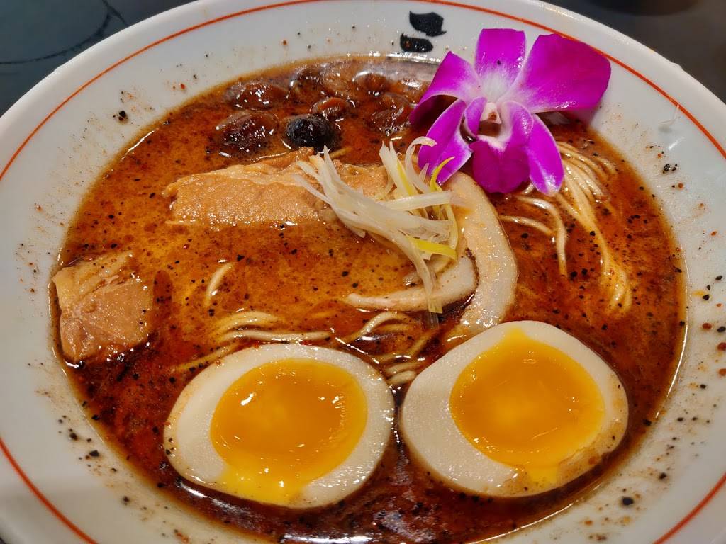 Sansotei Ramen Square One | restaurant | 100 City Centre Dr Unit 2 - 817, Mississauga, ON L5B 2C9, Canada | 9052328890 OR +1 905-232-8890