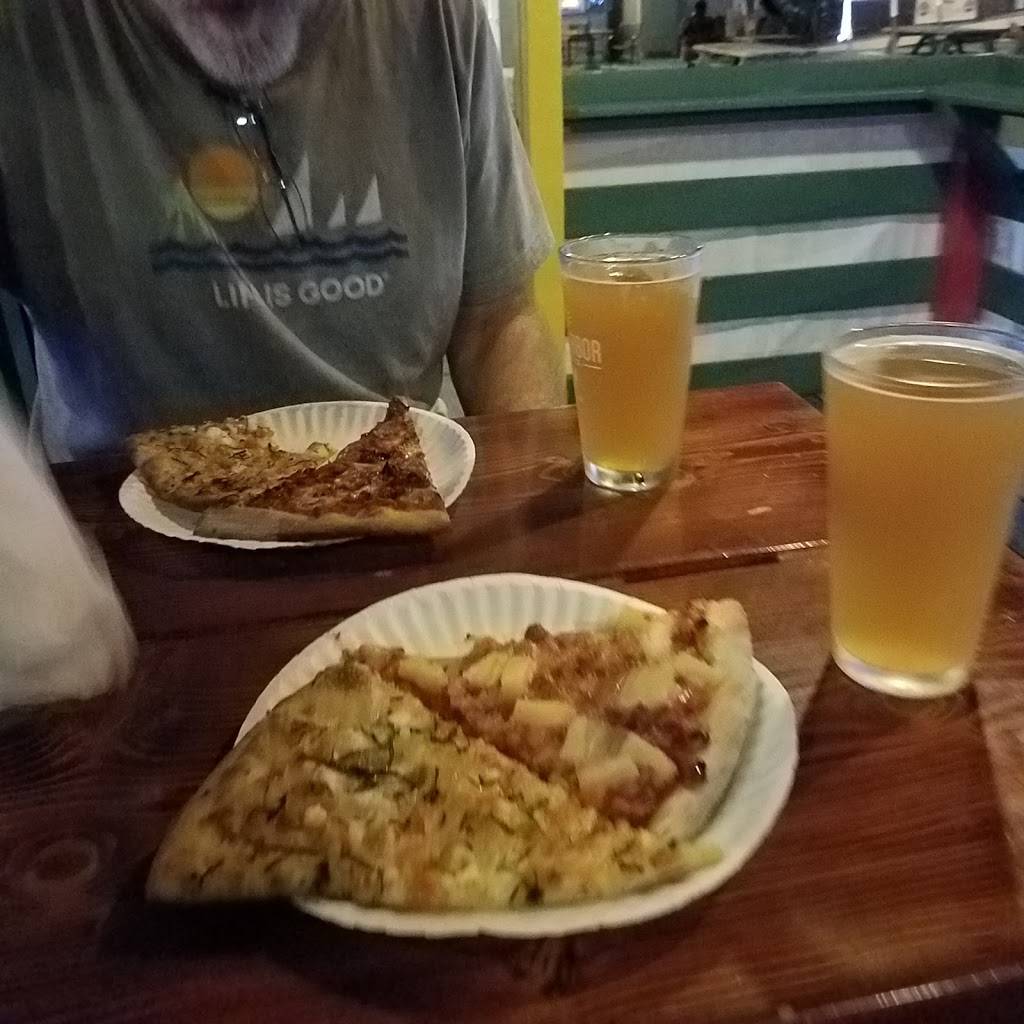 Pier One Pizza | restaurant | 15 Wharf St, Boothbay Harbor, ME 04538, USA | 2076335586 OR +1 207-633-5586