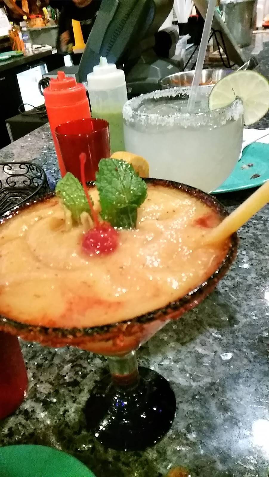 Los Guachos | restaurant | 7370 Sawmill Rd, Columbus, OH 43235, USA | 6147269185 OR +1 614-726-9185