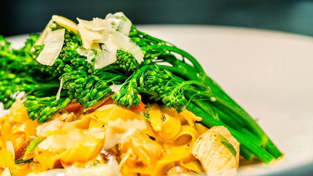 Matisse Restaurant & Catering | restaurant | 14400 Hindry Ave, Hawthorne, CA 90250, USA | 3105360807 OR +1 310-536-0807