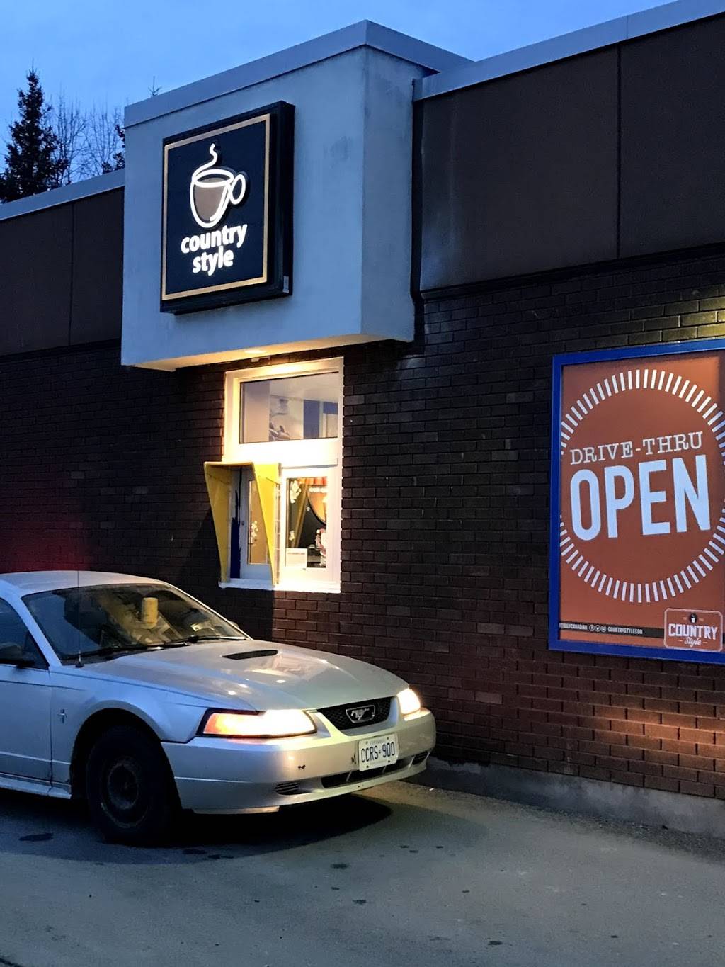 Country Style | restaurant | Ultramar Gas Station, 715 Limoges Rd, Limoges, ON K0A 2M0, Canada | 6134435663 OR +1 613-443-5663