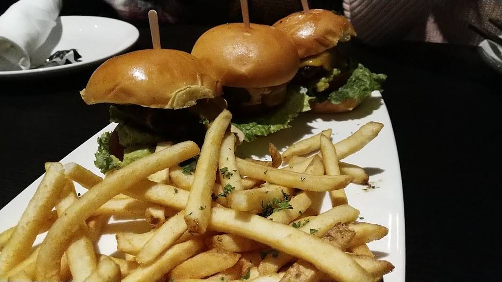 Saltyard Restaurant and Bar | restaurant | 322 Lorton Ave, Burlingame, CA 94010, USA | 6503427355 OR +1 650-342-7355