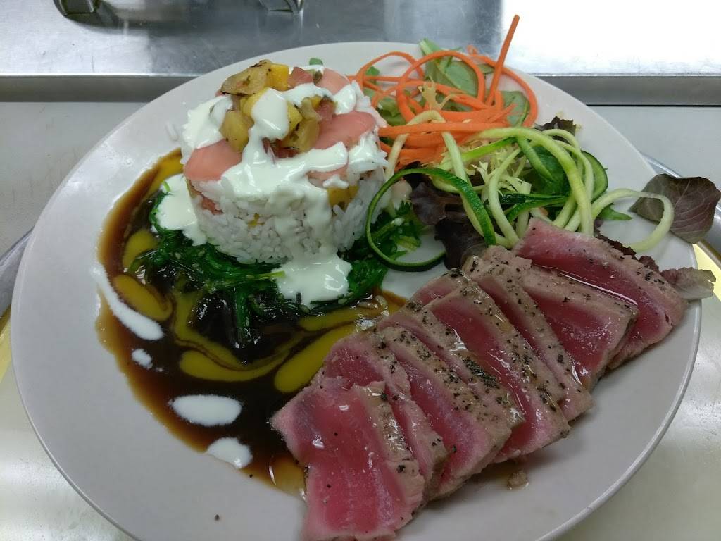 Chopmist Charlies | restaurant | 40 Narragansett Ave, Jamestown, RI 02835, USA | 4014231020 OR +1 401-423-1020