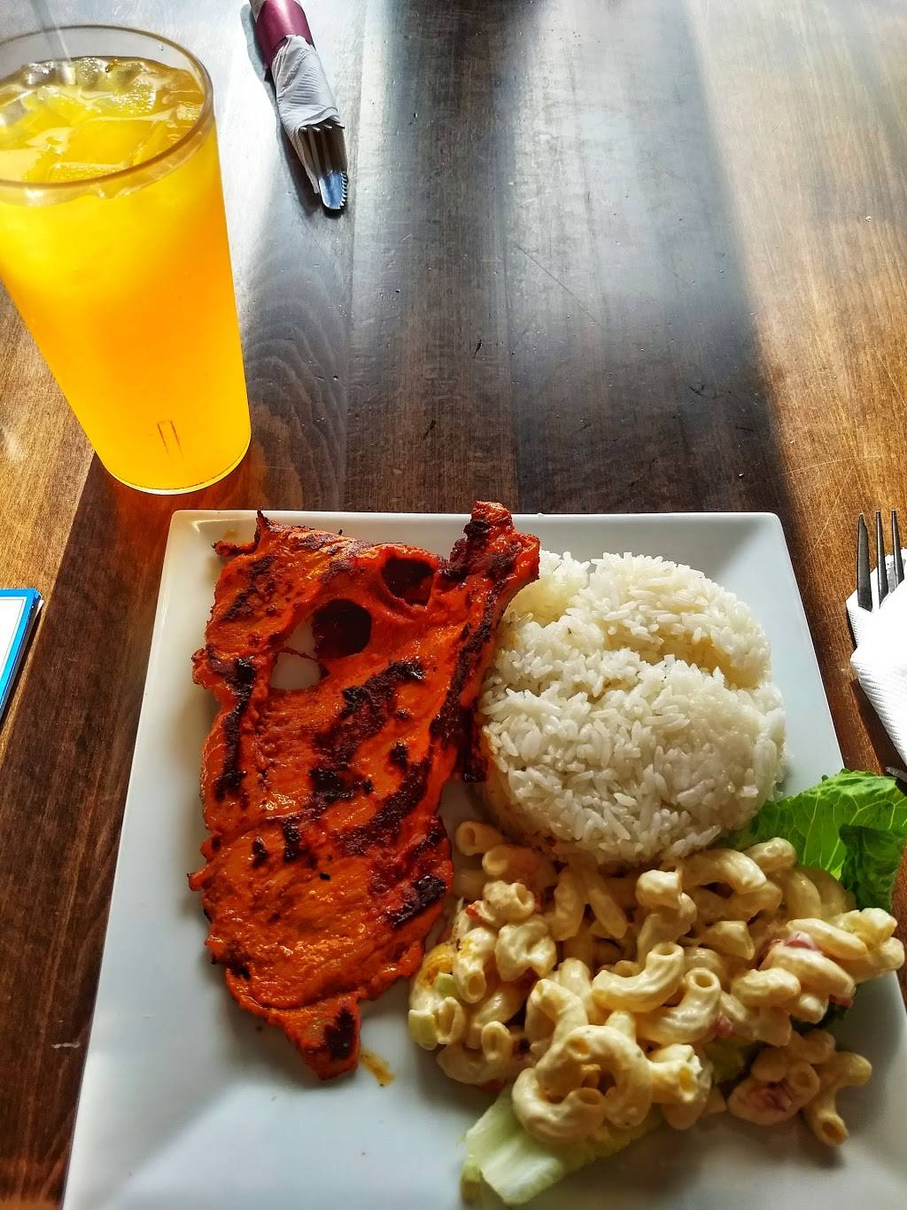 The Old House II | restaurant | 878 E Main St, Stamford, CT 06902, USA | 2036148685 OR +1 203-614-8685