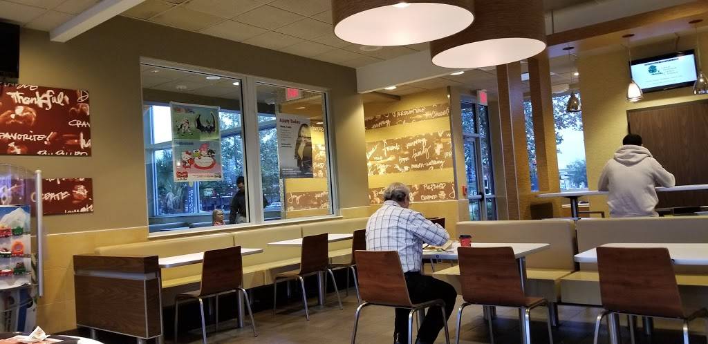 McDonalds | cafe | 3025 Ella Blvd, Houston, TX 77018, USA | 7138611341 OR +1 713-861-1341