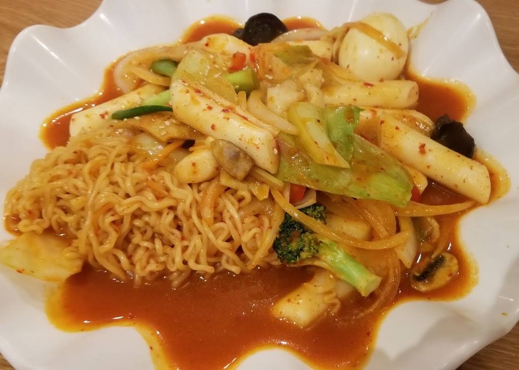 ONNURI 감자탕 (Korean Restaurant) | restaurant | 1170 Burnhamthorpe Rd W #15, Mississauga, ON L5C 4E6, Canada | 9058483545 OR +1 905-848-3545