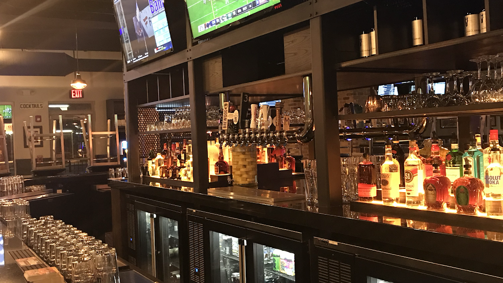 Legends Grill and Bar | restaurant | 6320 IL-53, Woodridge, IL 60517, USA | 6305413221 OR +1 630-541-3221