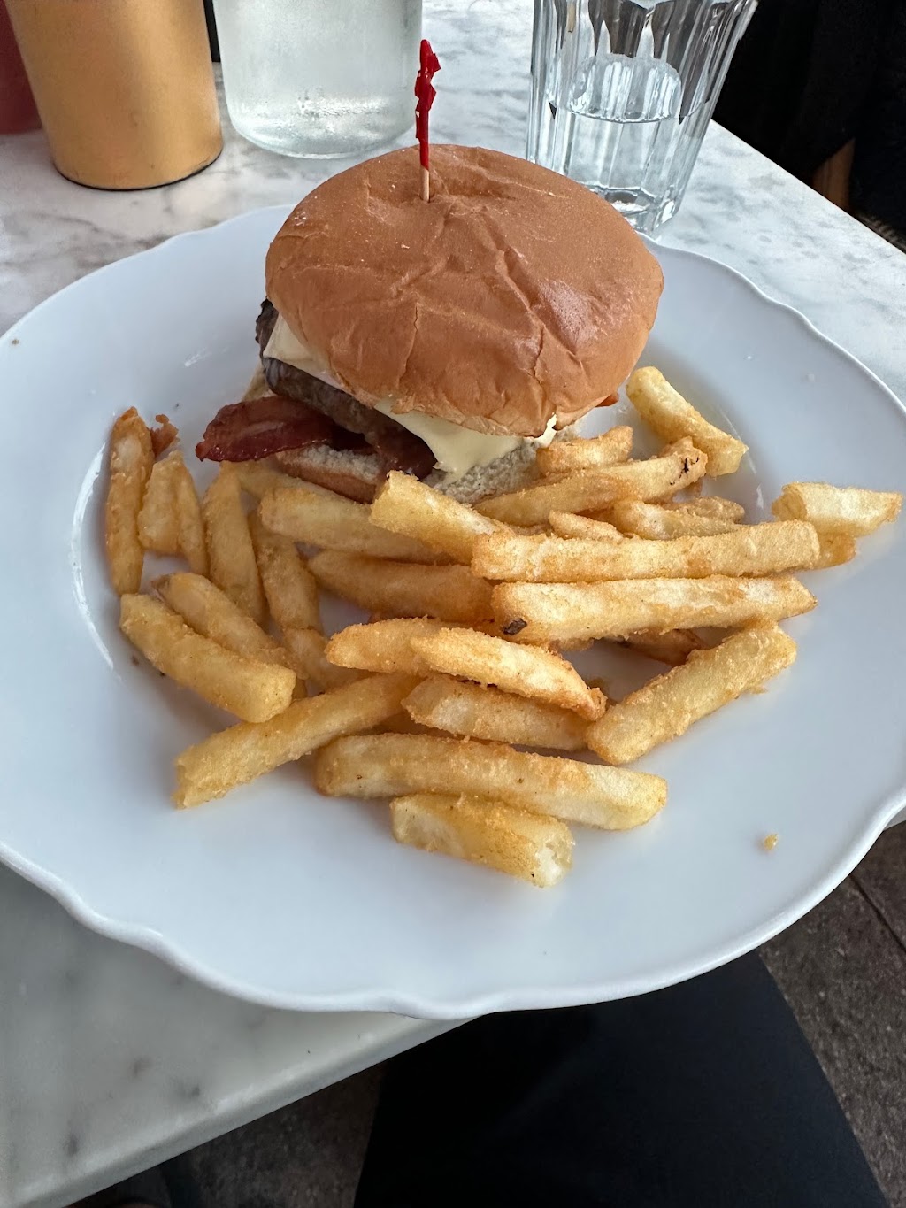 Ocean Bistro | restaurant | 1320 Ocean Dr, Miami Beach, FL 33139, USA | 3056731199 OR +1 305-673-1199