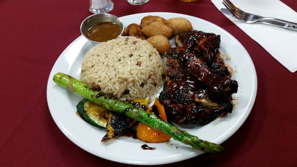 Greenz Restaurant | restaurant | 395 Rue Saint-Jacques, Lachine, QC H8R 1E7, Canada | 4383871336 OR +1 438-387-1336