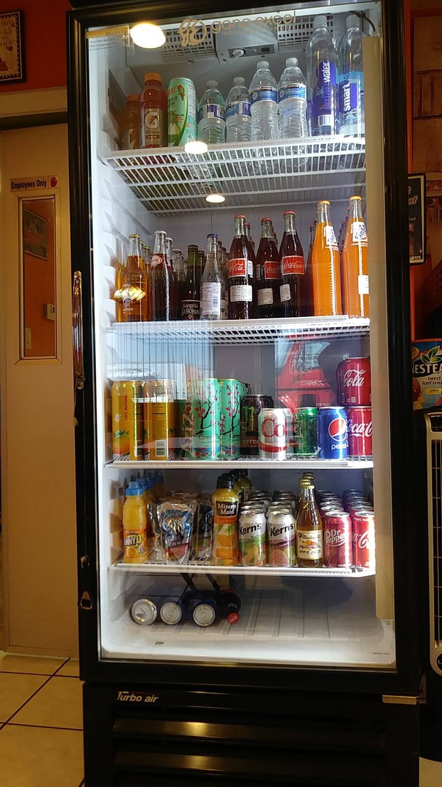 Marys Restaurant | restaurant | 2446 W Hadley St, Phoenix, AZ 85009, USA | 6026062725 OR +1 602-606-2725